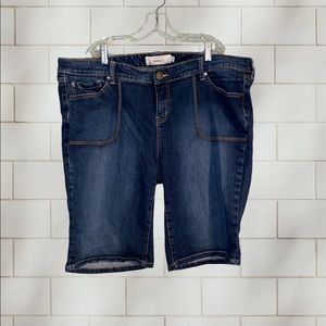 Torrid Jean Capris or Bermuda’s